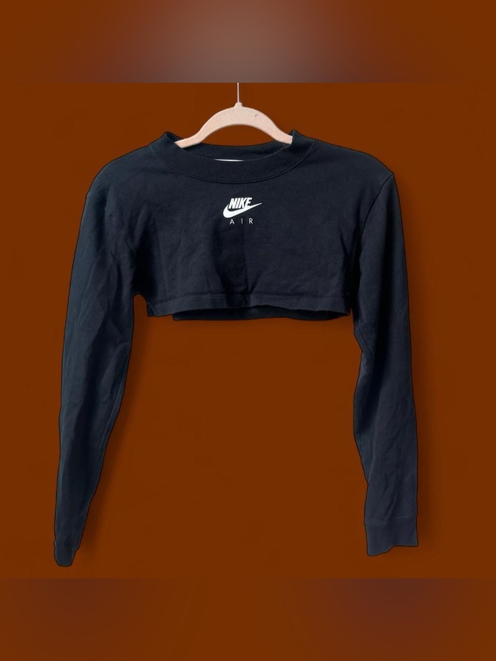 Nike Black Cropped Long-Sleeve Air Top